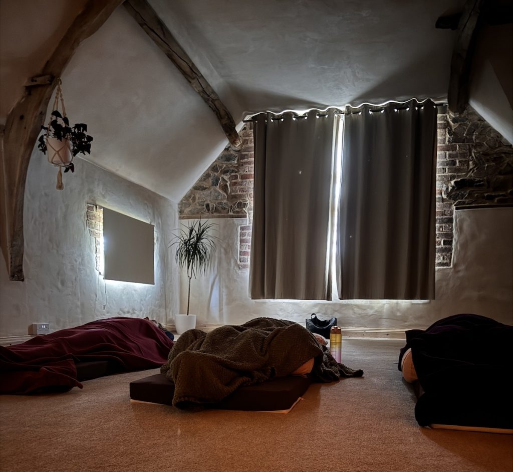 Sound bath session with Mrs Peony q